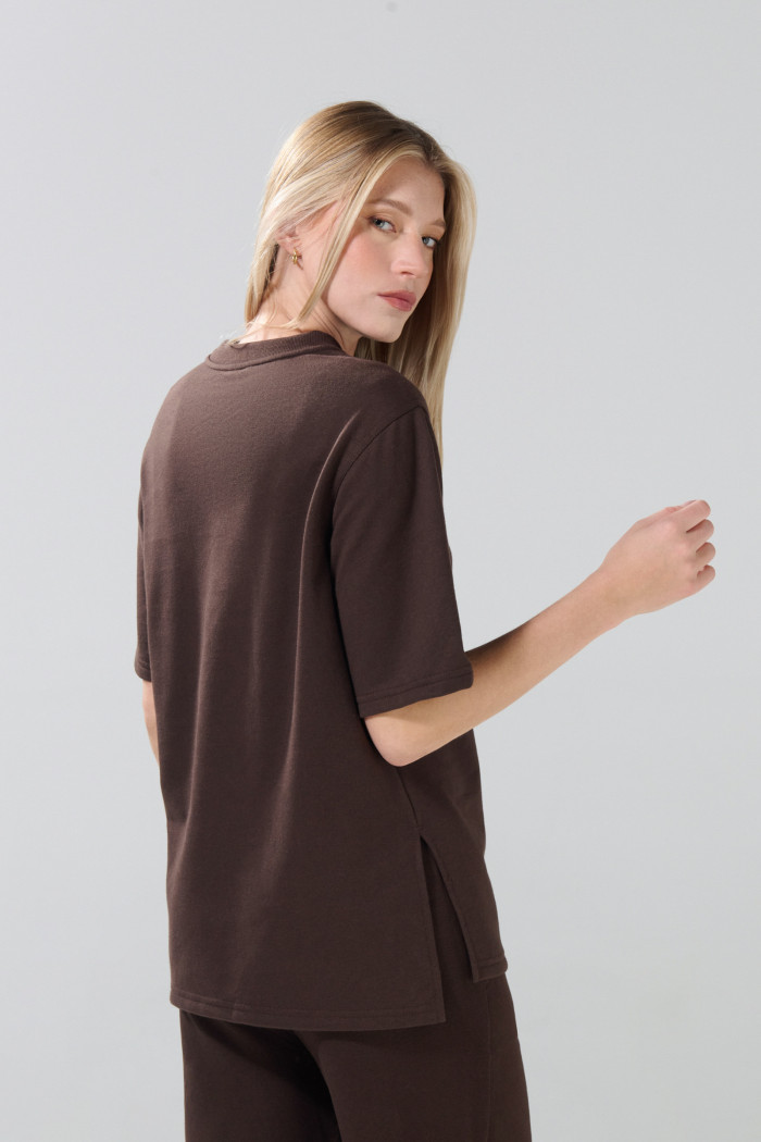 Camiseta oversize manga corta unicolor con aberturas