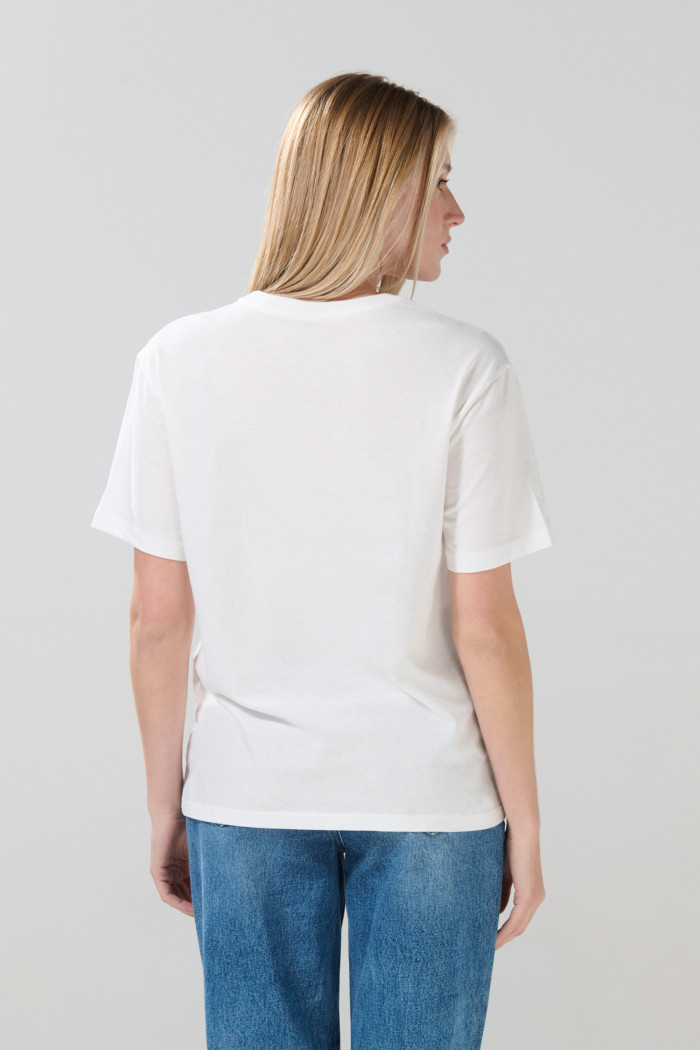 Camiseta manga corta crema con diseño de Stranger Things
