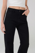 Jean straight negro leg bota recta con tiro alto