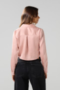 Blusa en satín unicolor crop top con manga larga