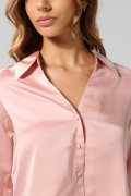 Blusa en satín unicolor crop top con manga larga