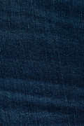 Jean flare azul oscuro con tiro alto y bota campana
