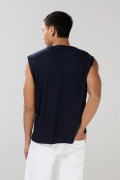 Camiseta manga sisa azul oversize con diseño college