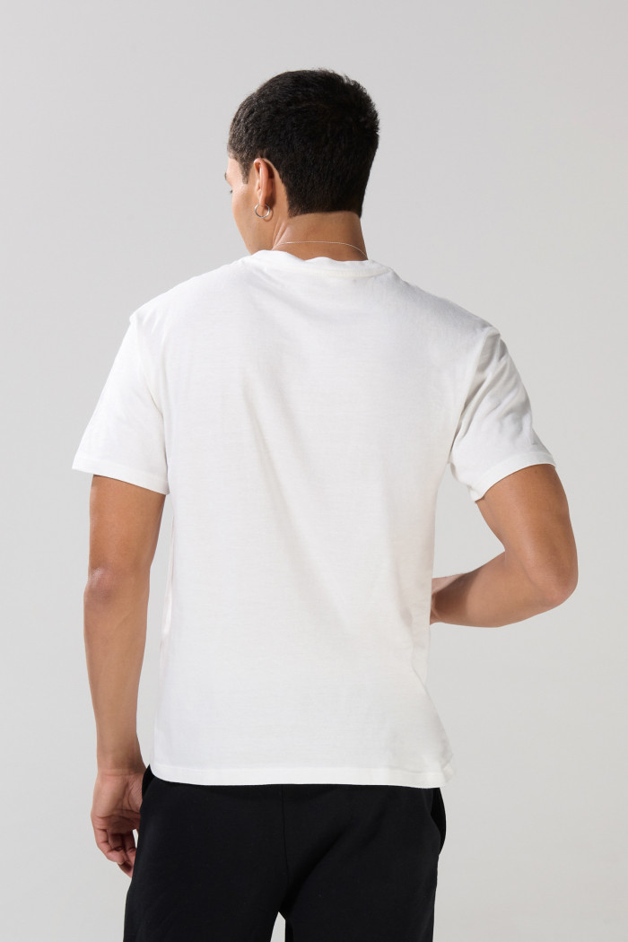 Camiseta crema clara en algodón con cuello redondo en rib