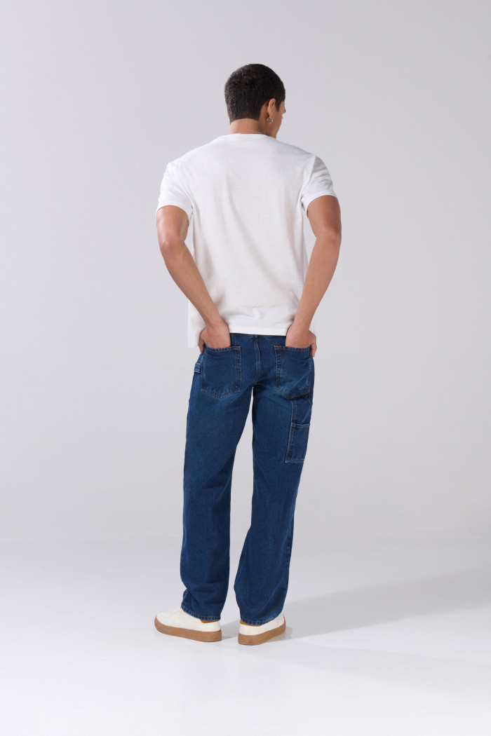 Jean baggy carpintero azul oscuro con tiro medio