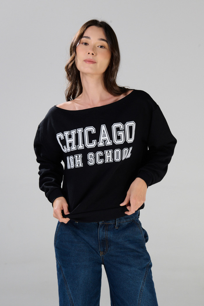 Buzo negro cuello redondo oversize con arte college