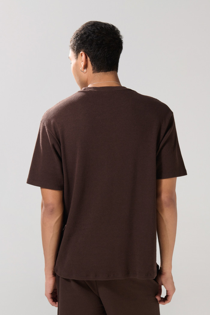 Camiseta manga corta oversize unicolor con finas texturas