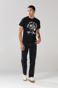 Camiseta negra manga corta con diseño de Goofy