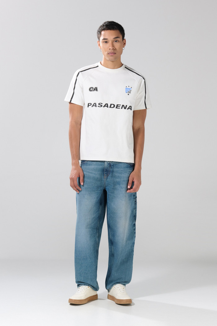 Camiseta manga ranglan college crema clara con rayas
