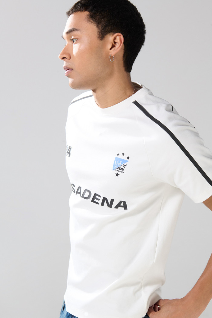 Camiseta manga ranglan college crema clara con rayas