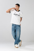 Camiseta cuello V crema clara college con contrastes