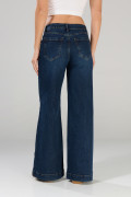 Jean azul oscuro flare bota ancha con tiro medio