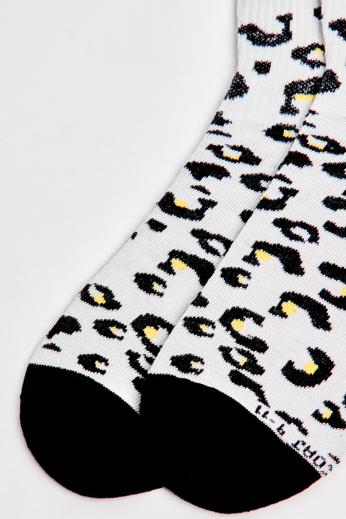 Medias cortas unicolores de animal print con contrastes
