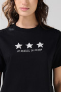 Camiseta manga corta negra con arte college blanco