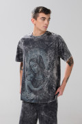 Camiseta negra manga corta oversize con arte de Virgen
