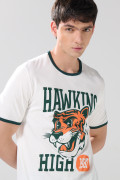Camiseta crema de Stranger Things manga corta con contrastes