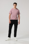 Pantalón cargo unicolor en dril con bolsillos laterales