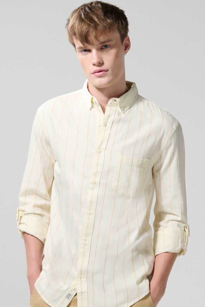 Camisa manga larga a rayas unicolor en algodón