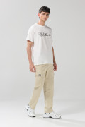 Pantalón en dril cargo unicolor con bota recta y cordón