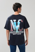 Camiseta azul intensa cuello redondo college oversize