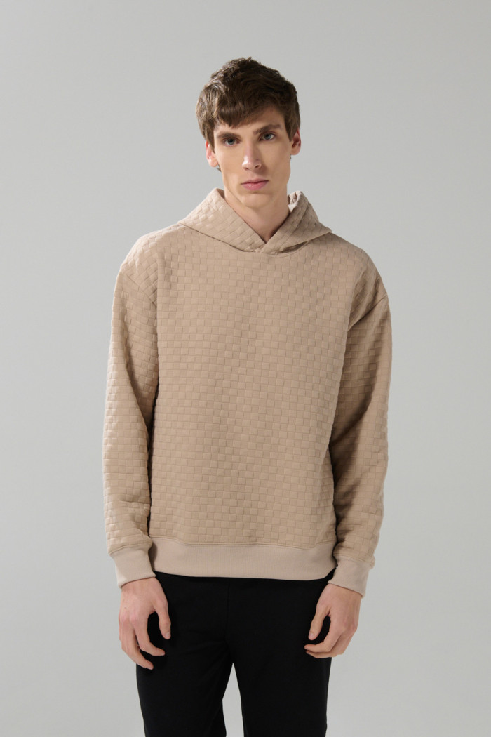 Buzo con capota oversize kaki oscuro y texturas