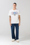 Camiseta crema clara con cuello redondo de Garfield
