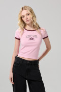 Camiseta college rosada manga corta con contrastes