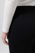 Pantalón palazzo negro con bota recta y tiro alto