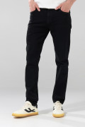 Jean skinny negro con 5 bolsillos y tiro bajo