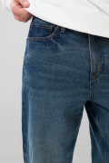 Jean tiro bajo 90´S bota recta azul oscuro con bolsillos