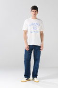 Jean tiro medio azul oscuro tipo baggy con bota ancha