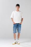 Bermuda slim tiro bajo de jean azul medio con bolsillos