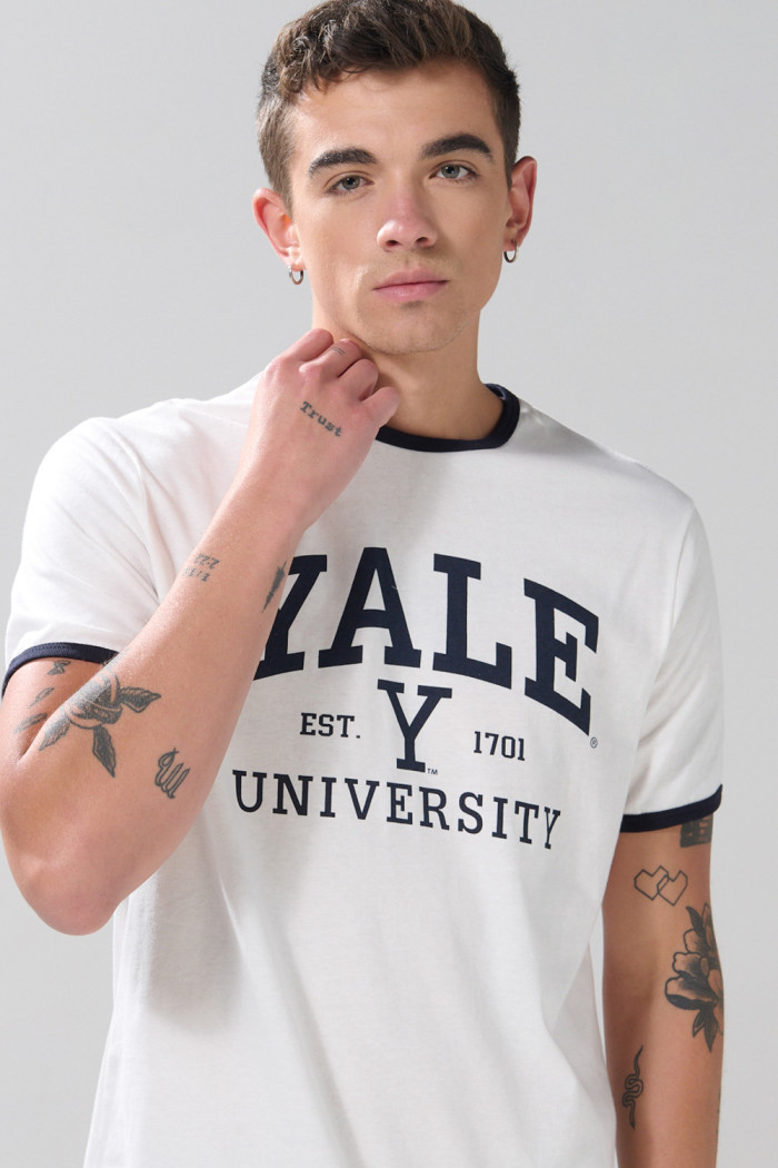 Camiseta de Yale crema clara manga corta con contrastes
