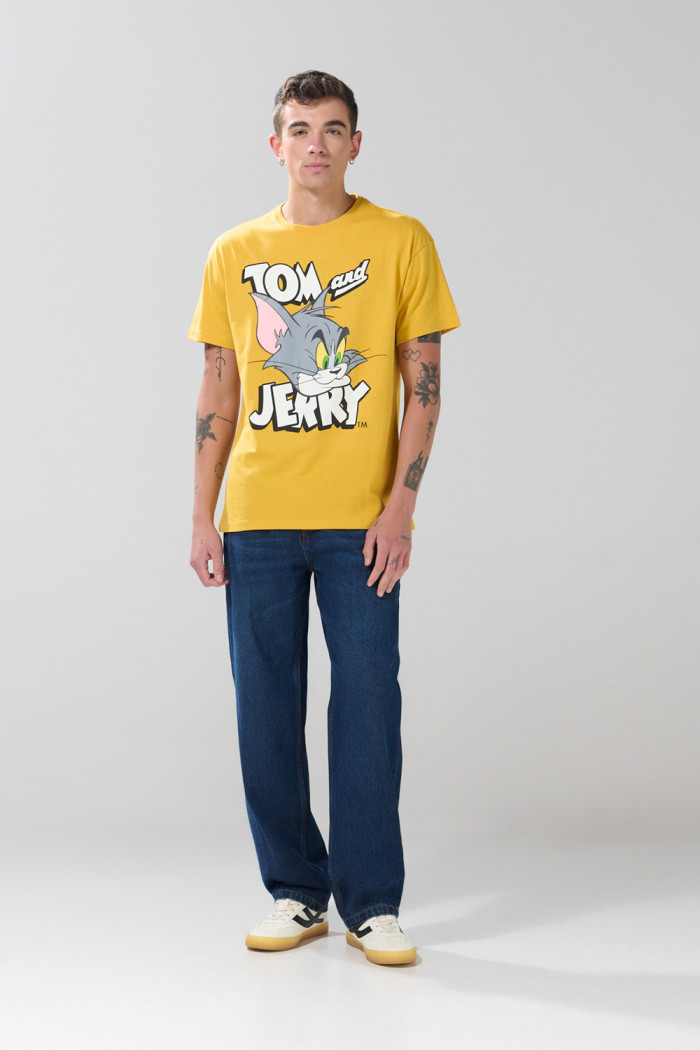 Camiseta de Tom y Jerry amarilla cuello redondo