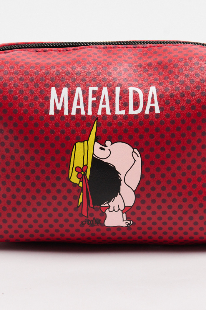 Cosmetiquera unicolor con arte de Mafalda y cremallera