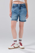 Short de jean súper tiro alto azul medio con bolsillos