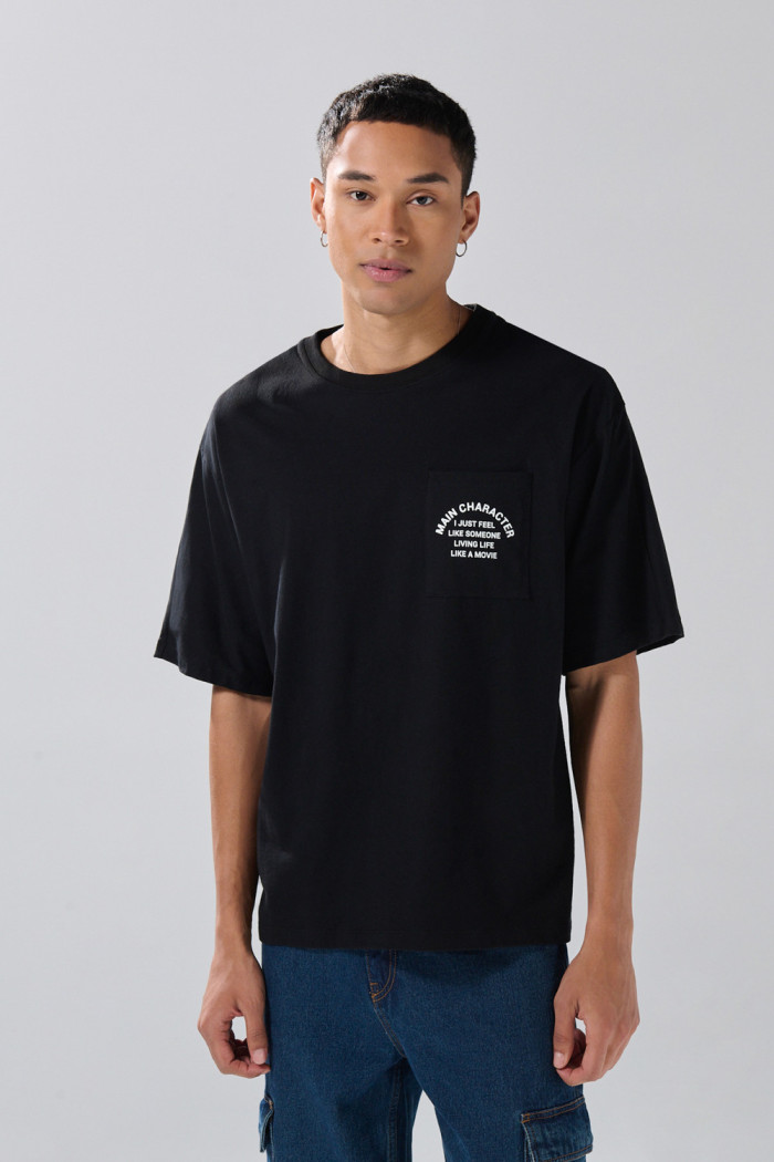 Camiseta cuello redondo unicolor oversize en tela pesada