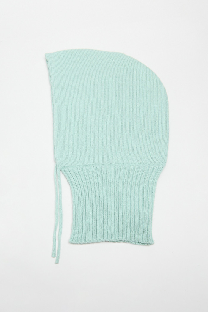 Gorro tejido verde con arte del Festival Estéreo Picnic