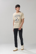 Camiseta kaki clara de Snoopy & Cambridge manga corta