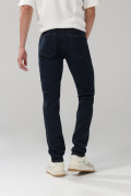 Jean tiro bajo slim 5 bolsillos azul intenso con fit ceñido