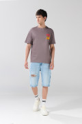 Camiseta manga corta gris medio con arte de Garfield