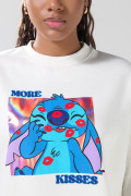 Buzo cuello redondo crema oversize de Lilo y Stitch
