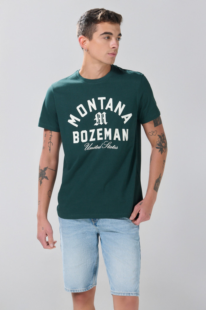 Camiseta en algodón manga corta verde con arte college
