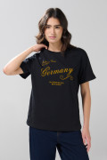 Camiseta manga corta negra holgada con diseño college
