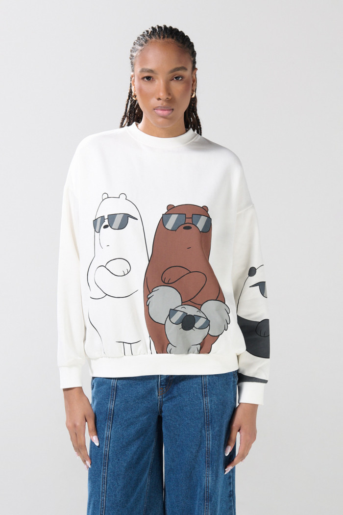 Buzo oversize crema de Osos Escandalosos cuello redondo