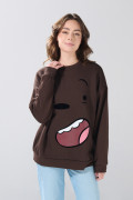 Buzo oversize café cuello redondo de Osos Escandalosos