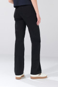 Jean straight leg negro infaltables bota recta con tiro alto