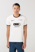 Camiseta college con contrastes crema y manga corta