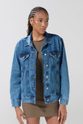 Chaqueta oversize de jean azul medio con bolsillos