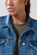 Chaqueta oversize de jean azul medio con bolsillos